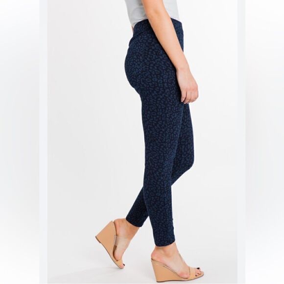 SPANX navy blue leopard print jeggings size medium. - Picture 3 of 9
